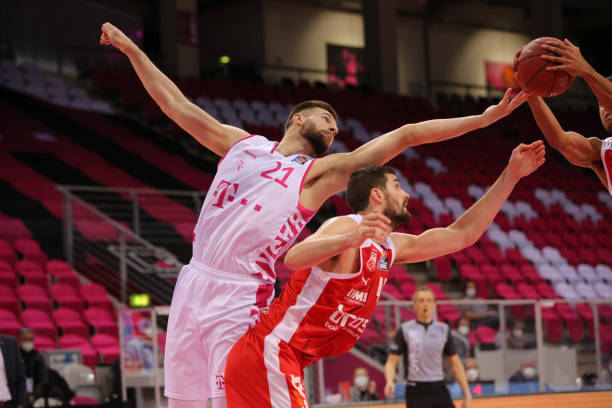 场比赛中 场比赛中