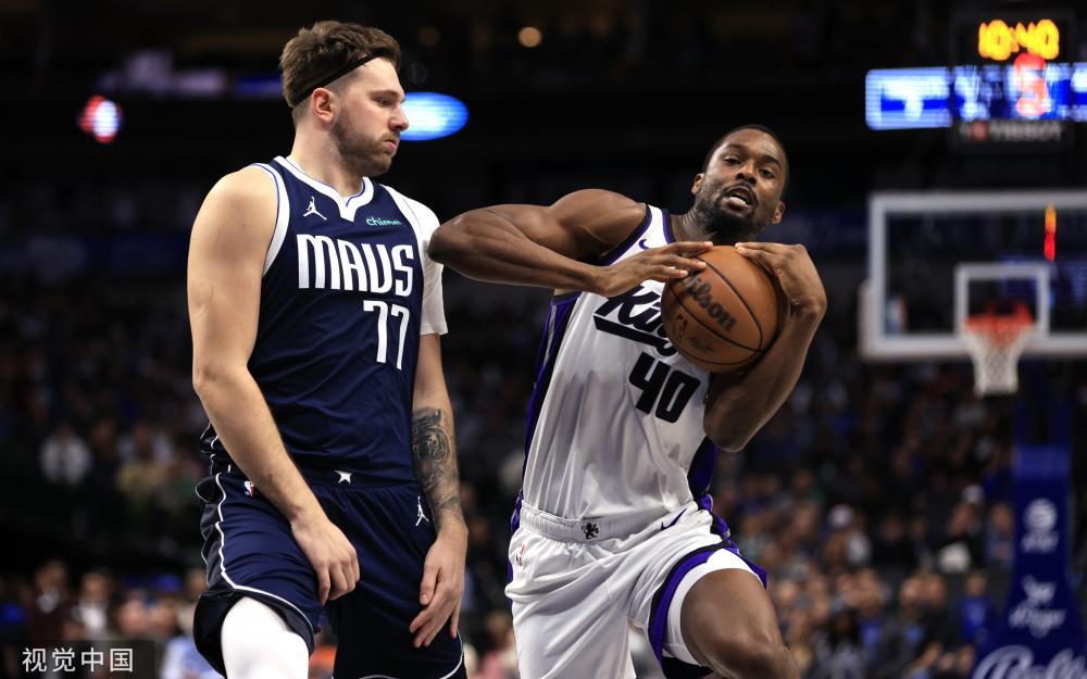 她也永不退 她也永不退