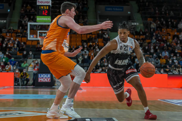 中立于不败 中立于不败